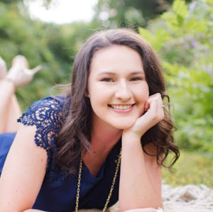 Meet your Posher, Lauren